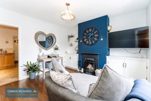 Sitting Room- click for photo gallery